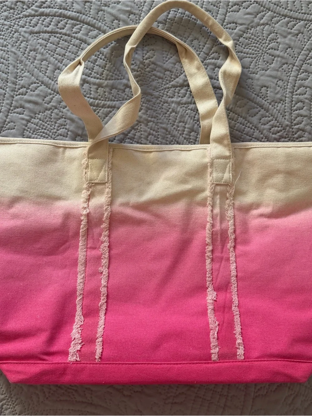 NWOT Extra Large Victoria’s Secret Zip Tote VS Jumbo Canvas Ombre Pink New